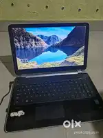 HP laptop best condition windows 10 4gb ram only 2 green line