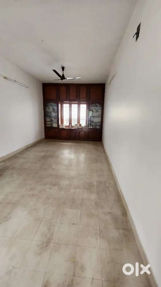 1000 SQFT OFFICE SPACE PANAMPILLY NAGAR