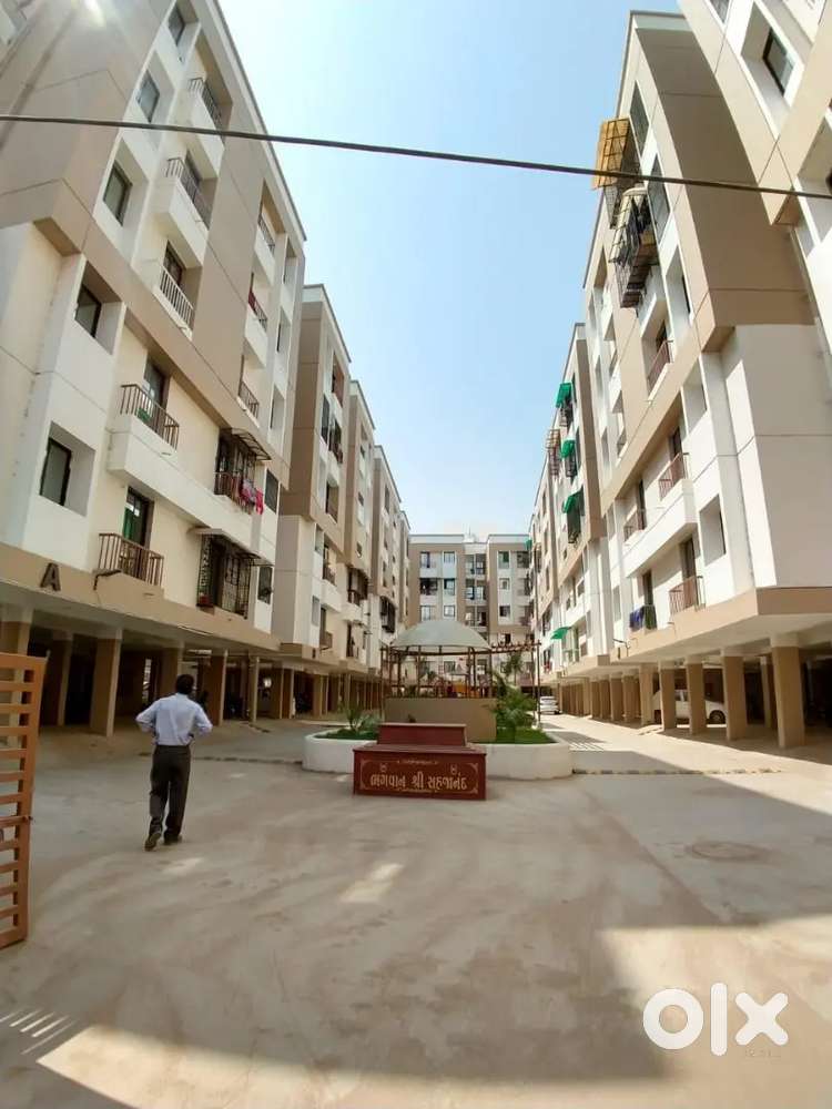 2 BHK Semi Furnished flat for sale