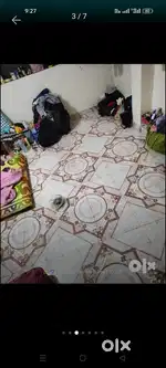 Only girls room mets reqerd