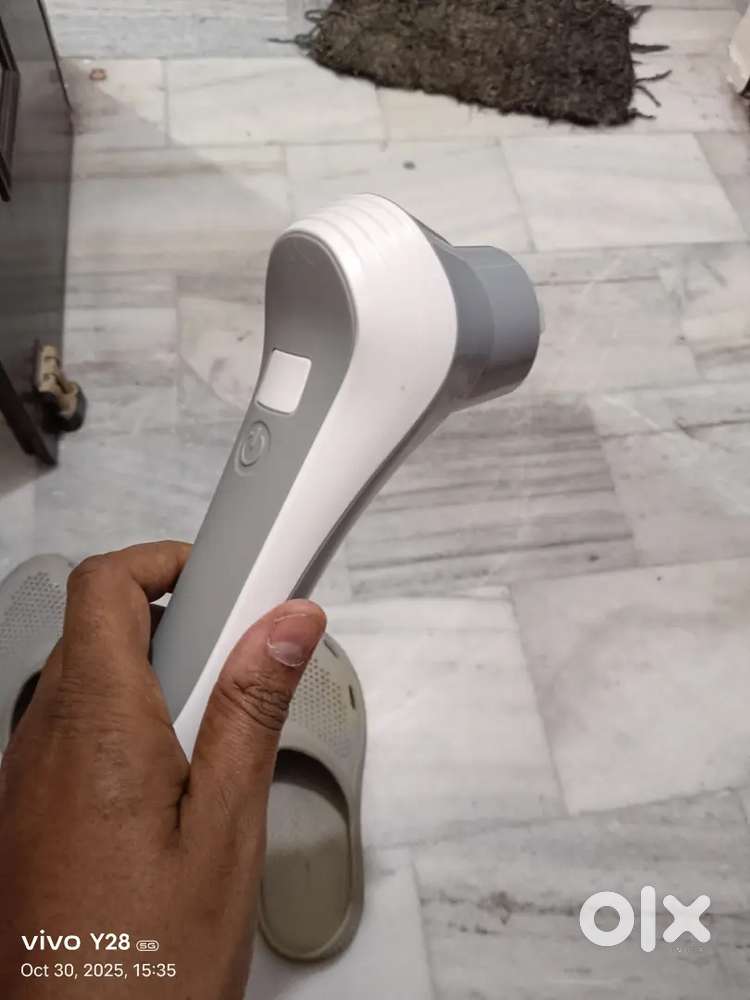 Ghar mai sab kaam k liye ek med ki jarorat hai