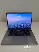 macbook pro 15.4 inch