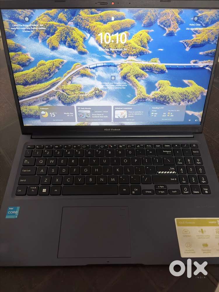 ASUS VivoBook 15 • 12th Gen i3 • 8GB/512GB • Like New • Fast & Smooth