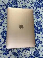 Apple MacBook Air 2020 • 13″ i3 / 8GB / 256GB • Mint • ₹26.99K (Del