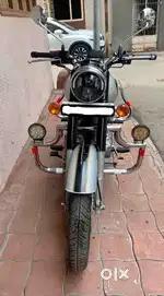 Royal Enfield Classic 500