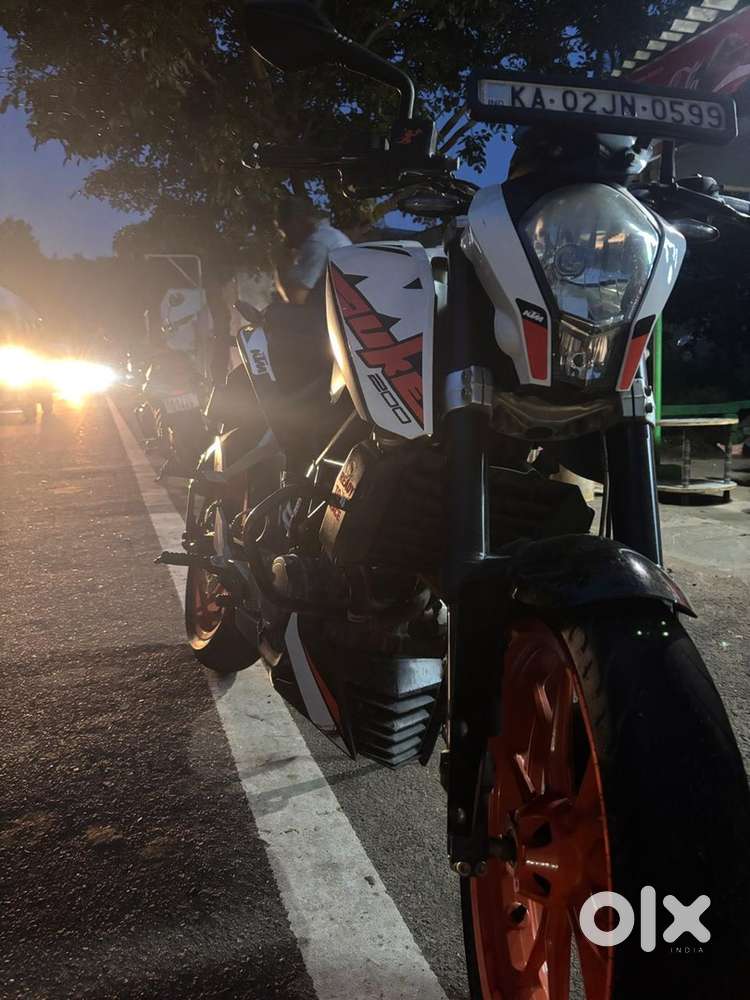 KTM DUKE200