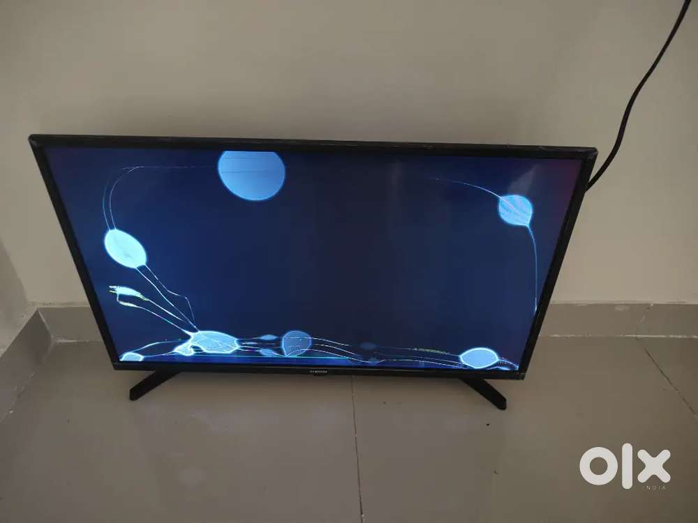 Samsung smart LED TV 32inch