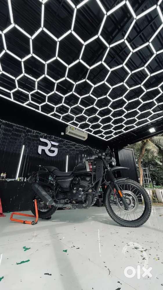 Yezdi adventure 2023 model Mambo black