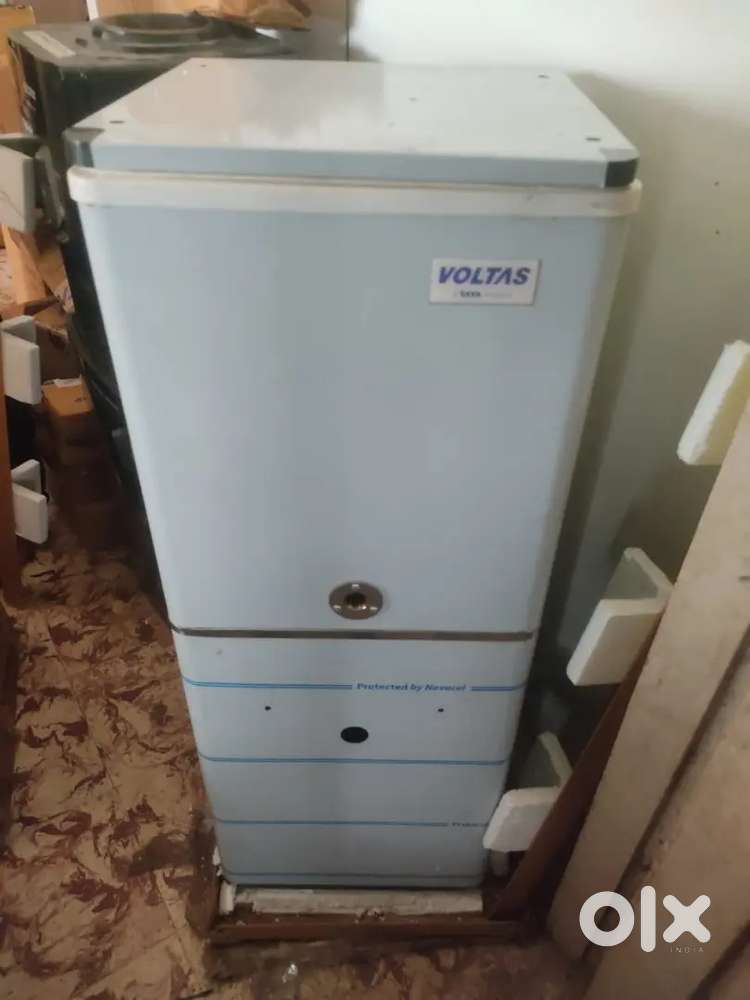Voltas water cooler