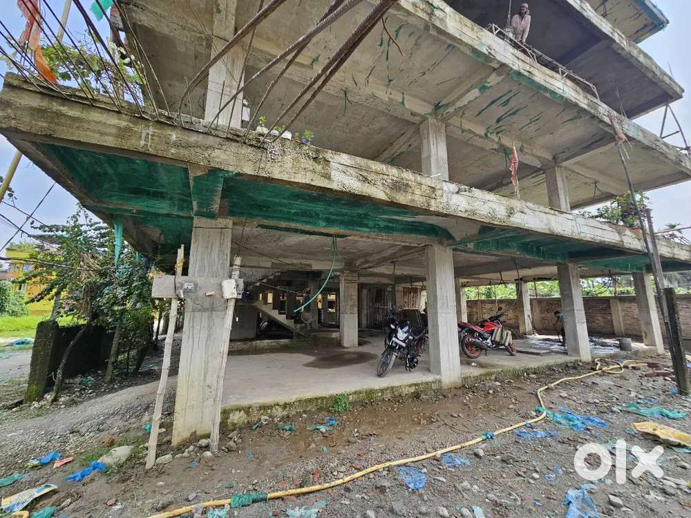 AH2 FACING SPACE FOR OFFICE/SHOWROOM/MALLS/BANKS