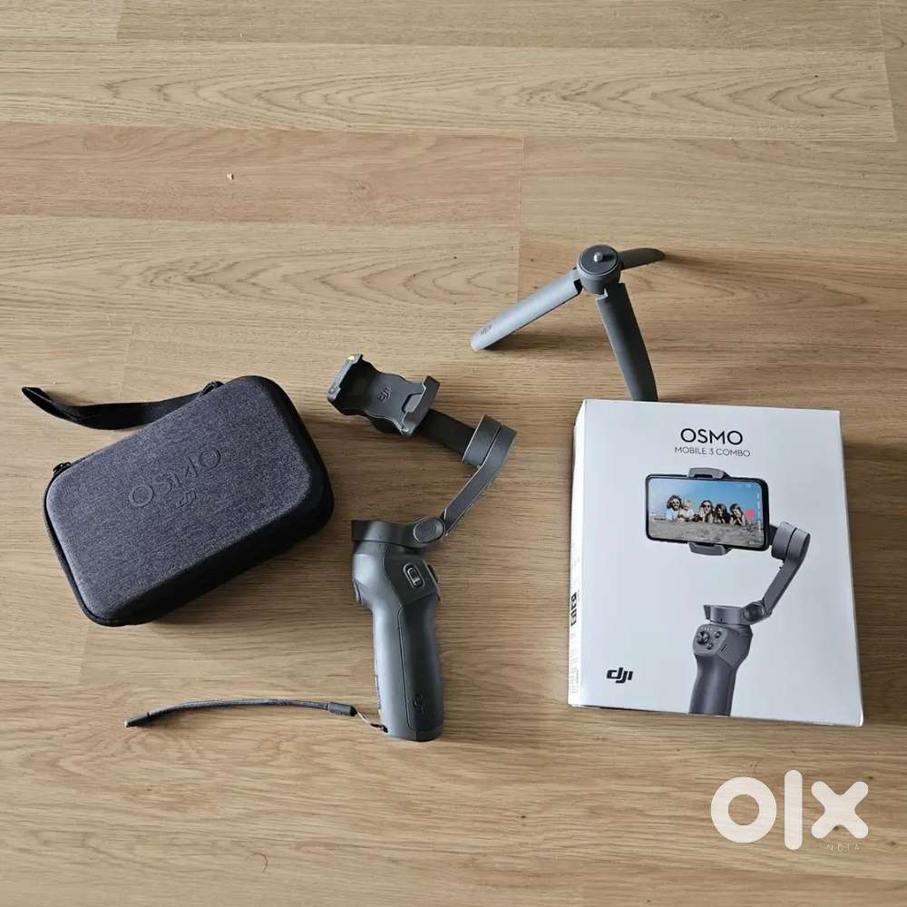 DJI OSMO MOBILE 3 COMBO Gimbal