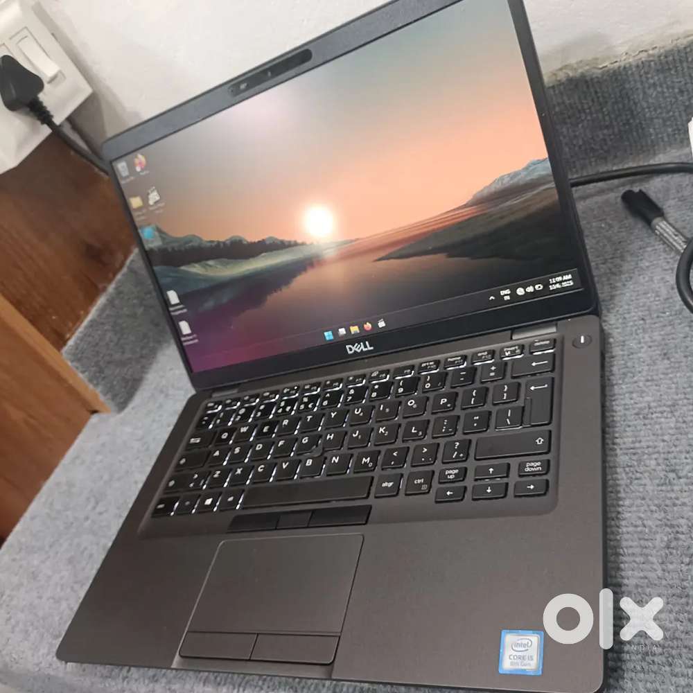 DELL latitude
14Touch Screen 
Intel Core i5 8thGen 
8GB Ram 
256GB SS