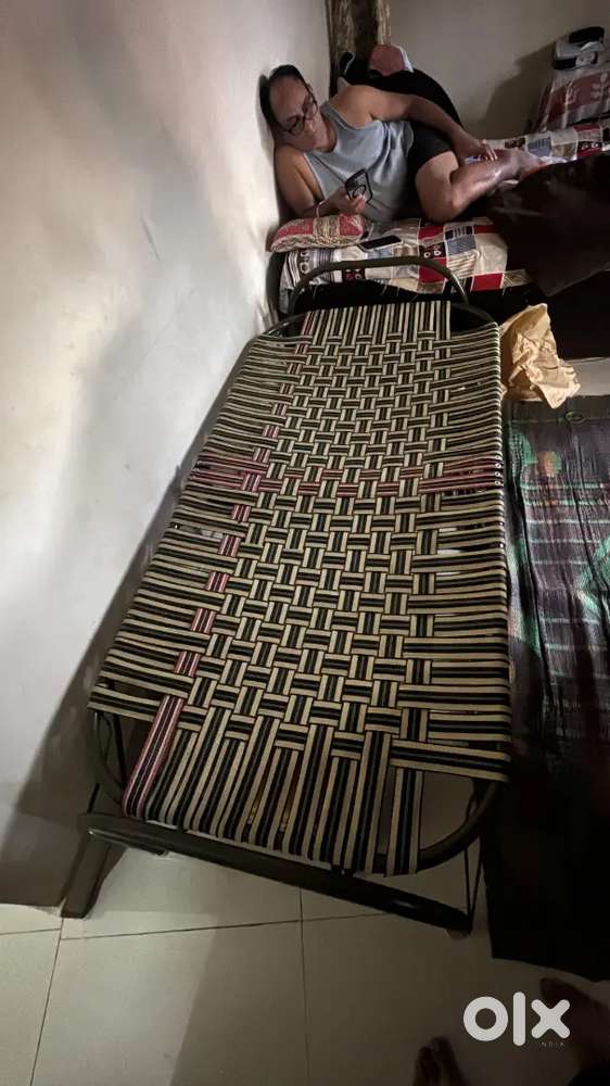 Nylon Strap Folding Bed