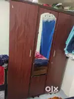 3 door wardrobe