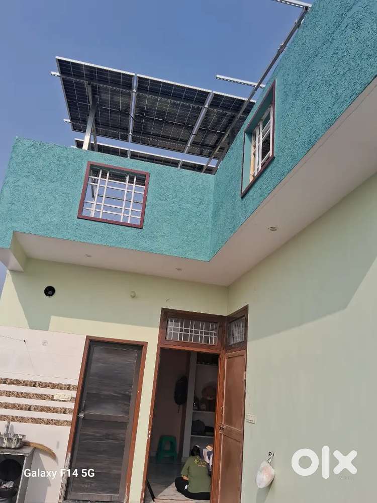 Required for girls roommate ( student)