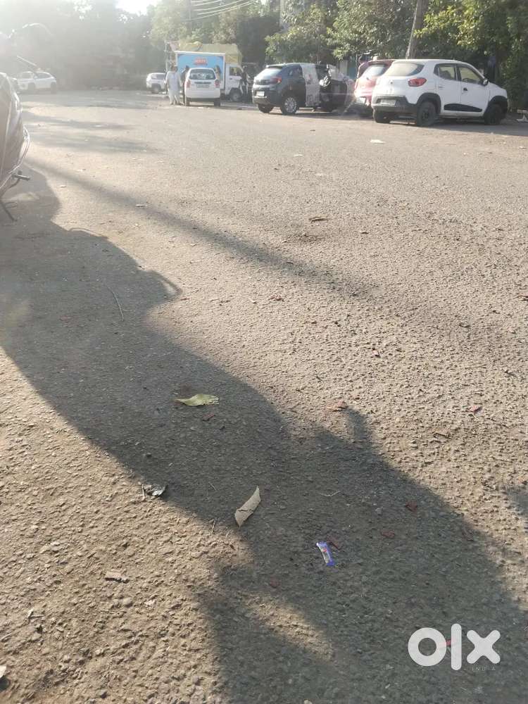 Urgent Required cook cum helper for new startt work