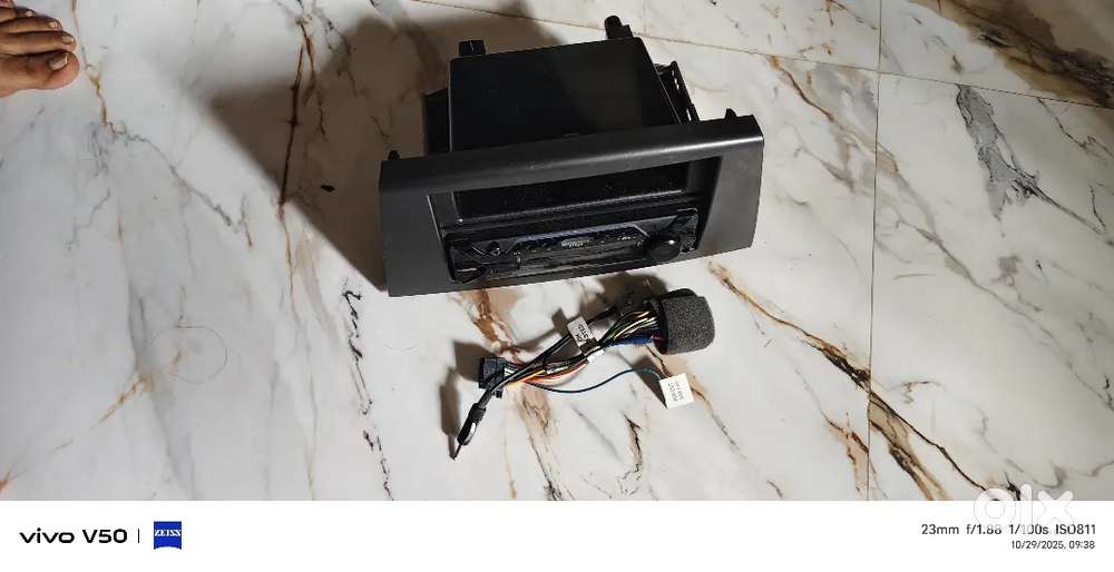 Car Sony audio player Bluetooth aux cable auto calling