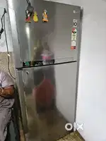 Double door lg fridge 437 lit