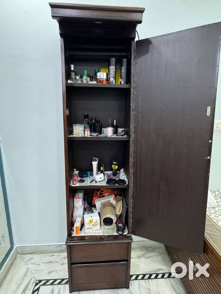 Small Dressing Table Brand New Condition 18 inch Wide