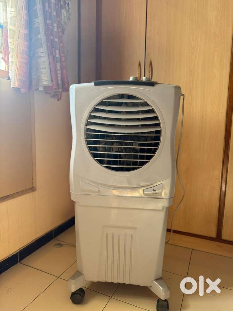 Well maintained cooler - Symphony brand