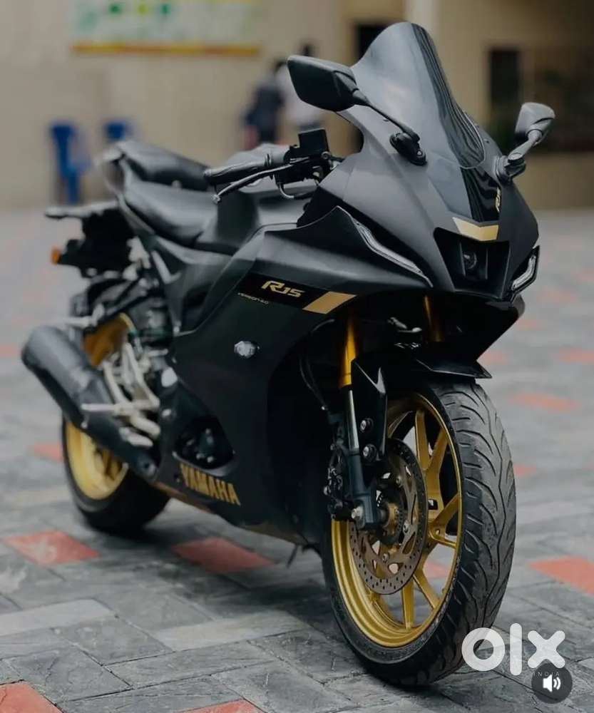 Not even a single scratch Black & gold Edition