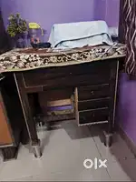 Sell- Office Desk with Drawers & Partition – Good Condition