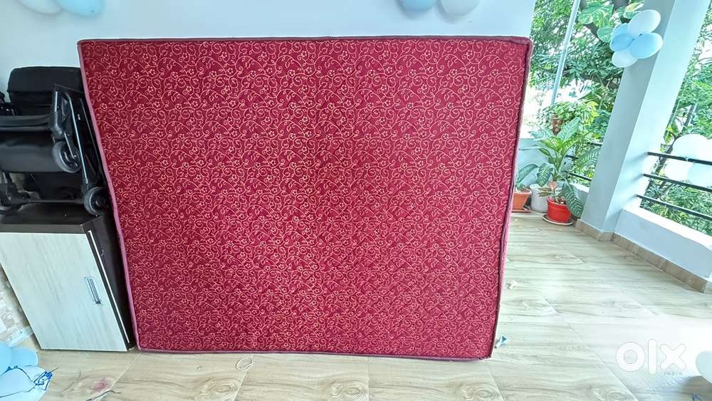 ️ 8 Inch Mattress for Sale – 60x75 Inch  New Condition  50% OFF