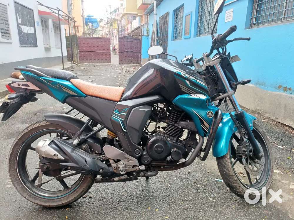 Yamaha FZS V2