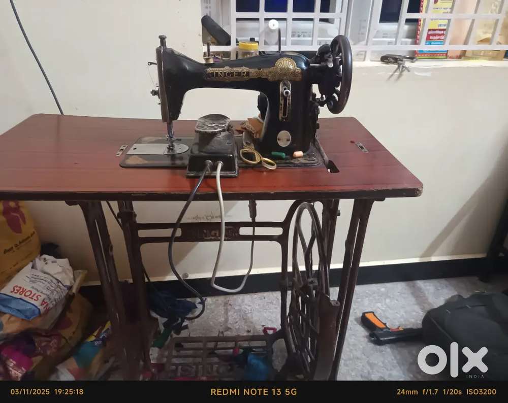 Tailoring machine
