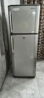 Samsung double door 270ltrs