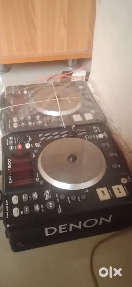 Dj player controllee