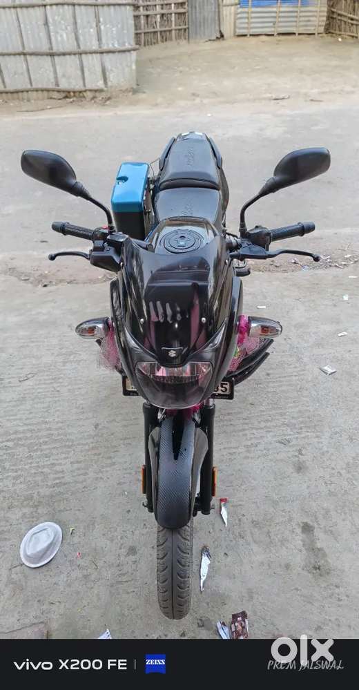 Pulsar 125 one Handed Full Condition