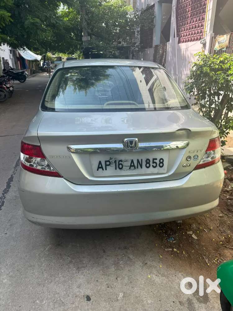 Honda City ZX 2005 Petrol 102000 Km Driven