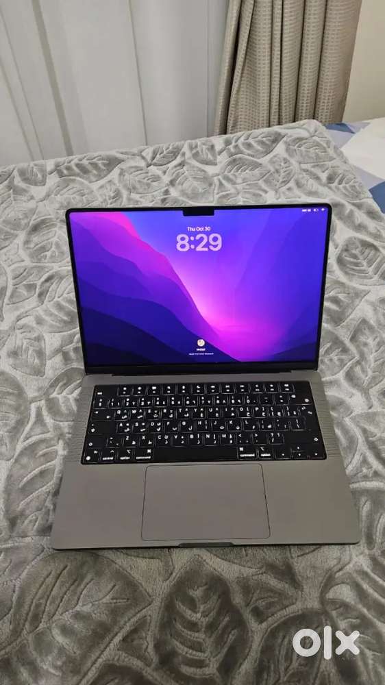 Macbook Pro M3 , 1Tb SSD , 8gb ram