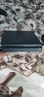 Ps4 slim console