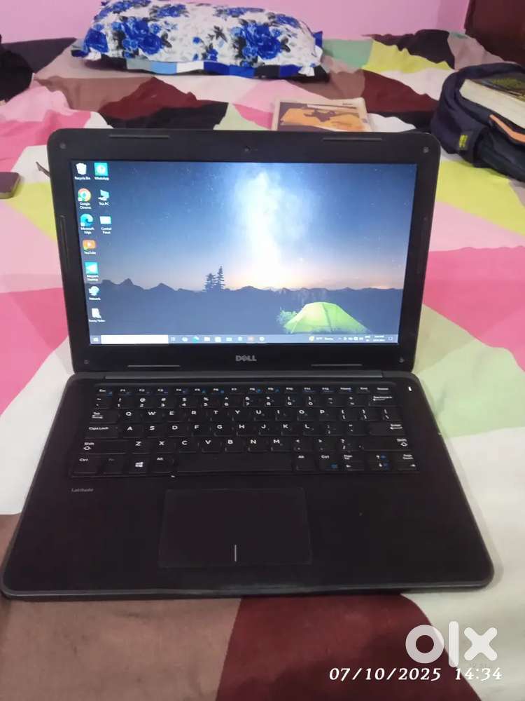 Laptop dell latitude i3
