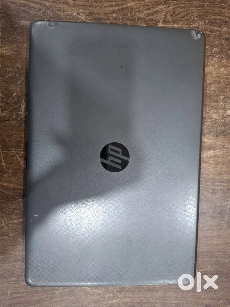 H  P LAPTOP
