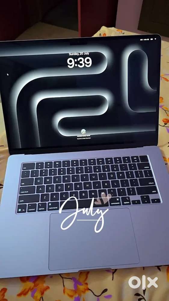 MacBook Air M4 15-Inch Sky Blue  16GB/256GB  3 Months Old