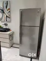 Lg 368 ltr double door fridge 6-7 years old 4star rated.