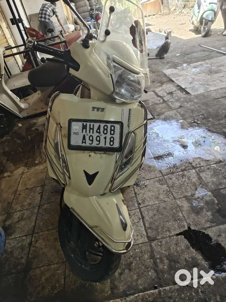 We are selling tvs jupiter scooty