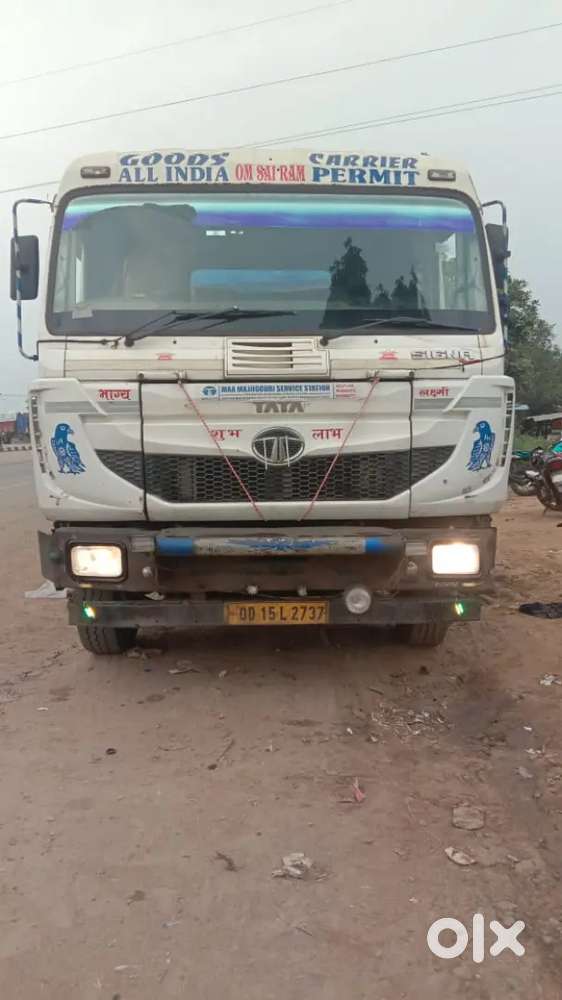 4923 trailer for sale with 90% tyre condition