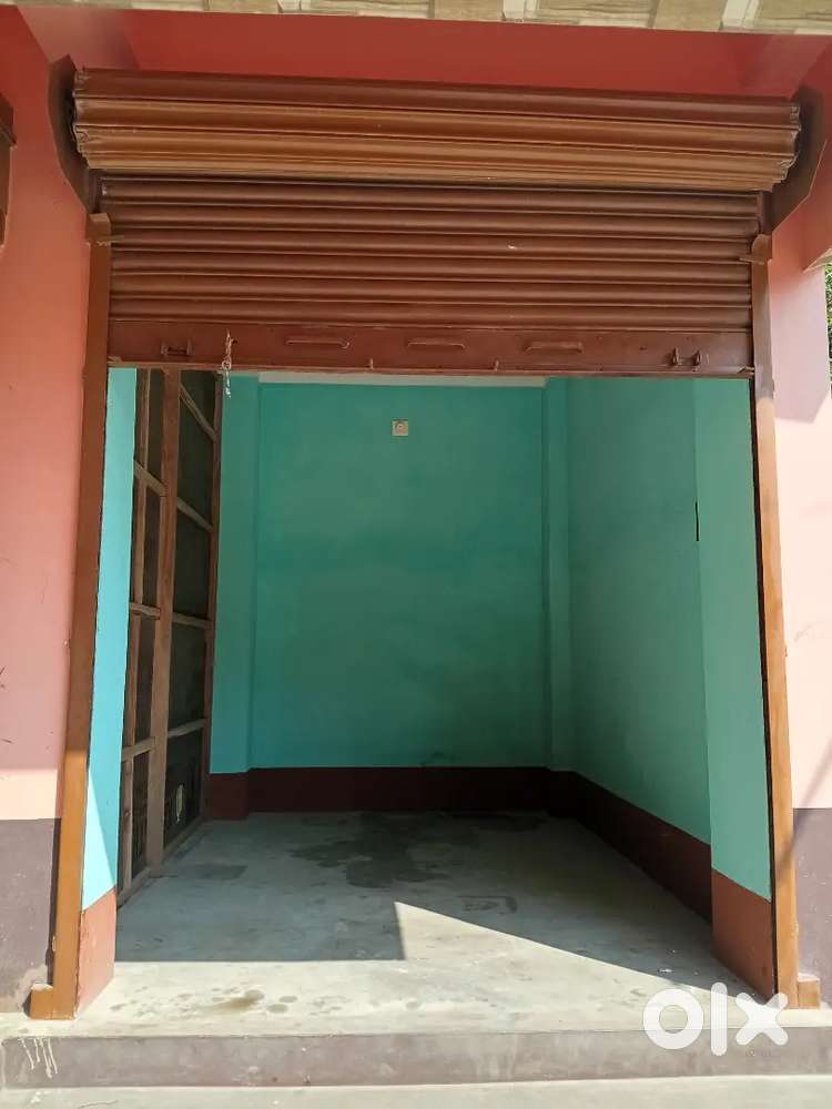 Rent for godown or shop road side gitanjali market