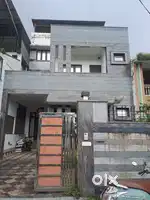 Urgent sale 266 gaj Villa 3story sale Rajpur road Near Sai Mandir