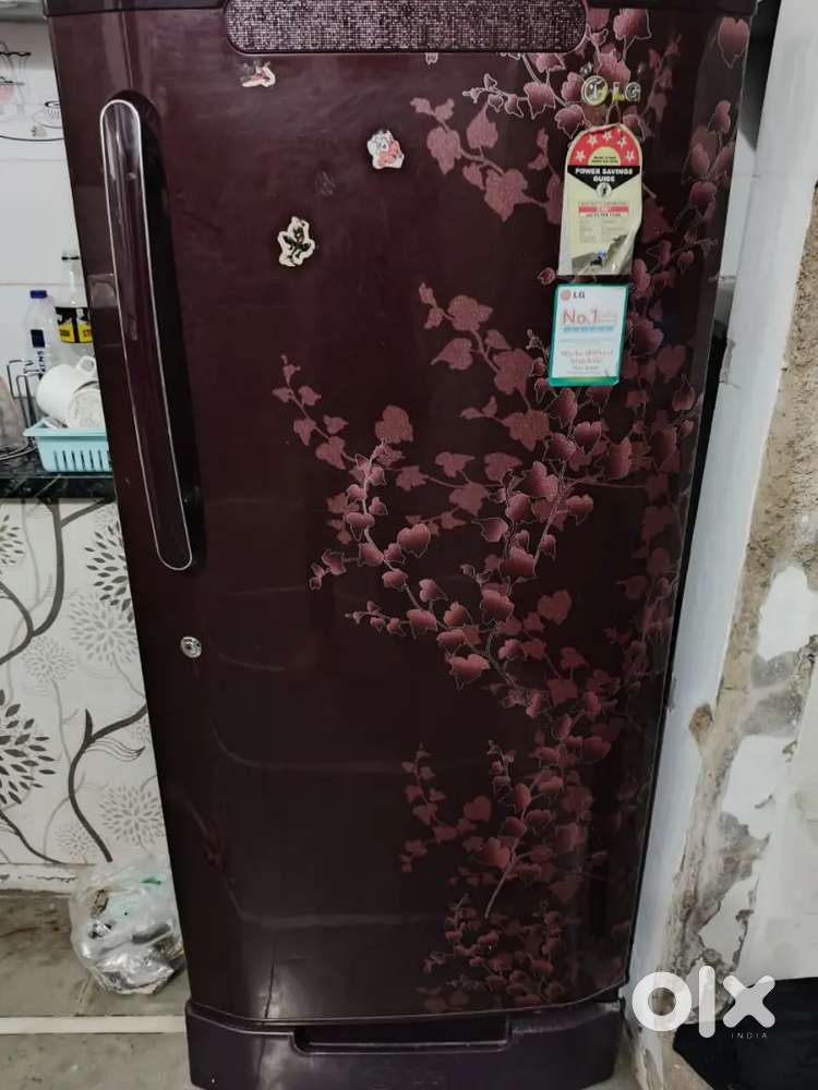 215 ltr 5 star Lg Refrigerator complete contition