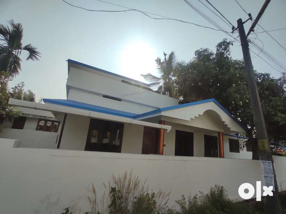 Uc college paravoor kaval house'for sale