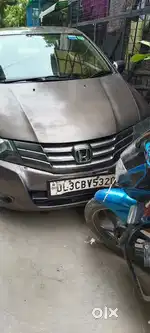Honda City 2008-2011 1.5 V AT, 2011, Petrol