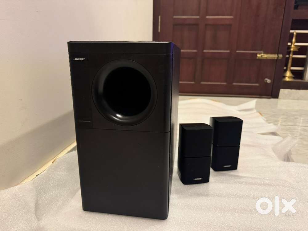 Bose Acoustimass 5 series lll speakers