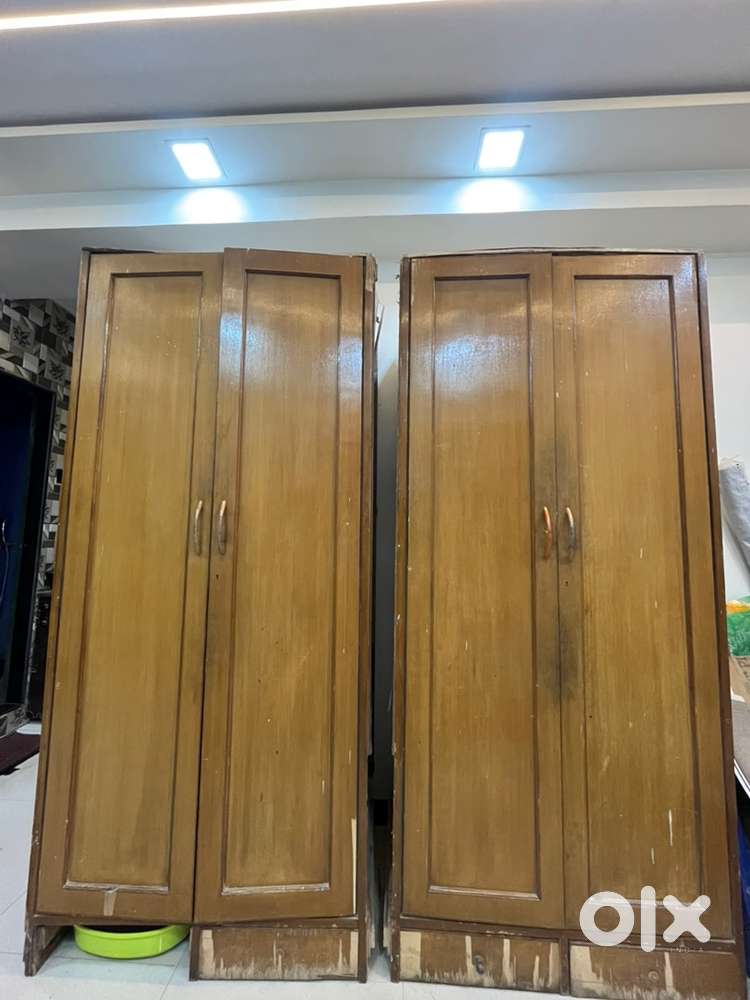 Selling 2 Wardrobes (3x6 ft each) – Good Condition!