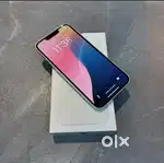 Selling my 7 momth old iphone 13 with Bill,Box and data cable