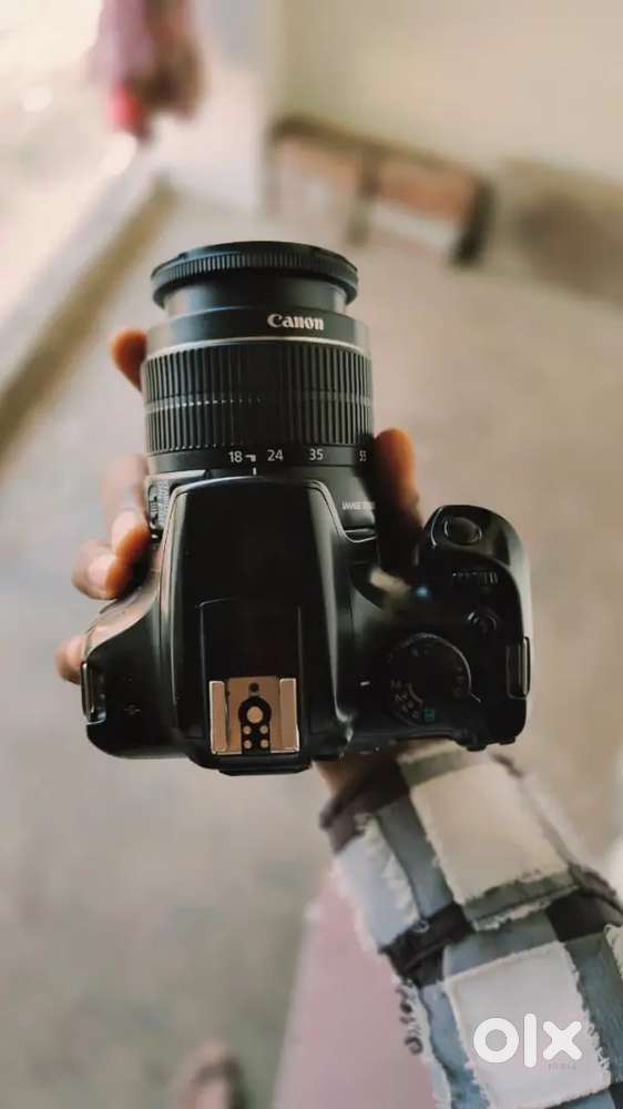 Canon 1300 d